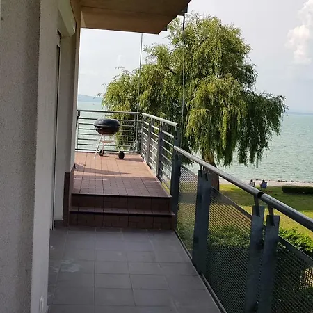 Balaton Apartment *