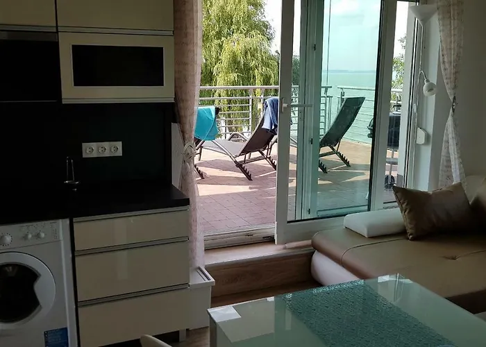 Balaton Apartament *